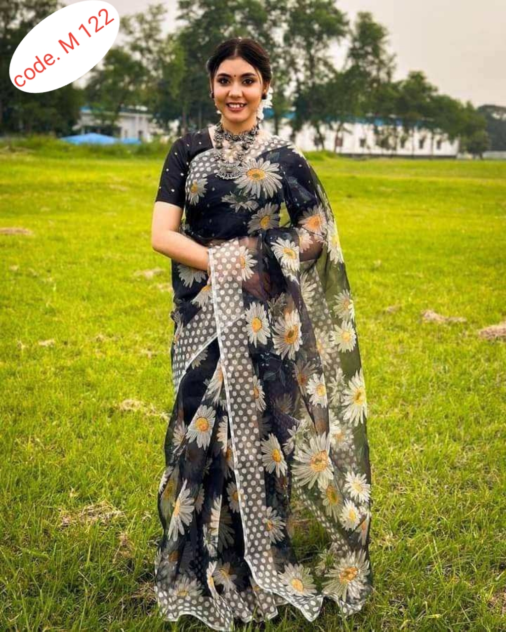 Soft half silk sharee code. M 122