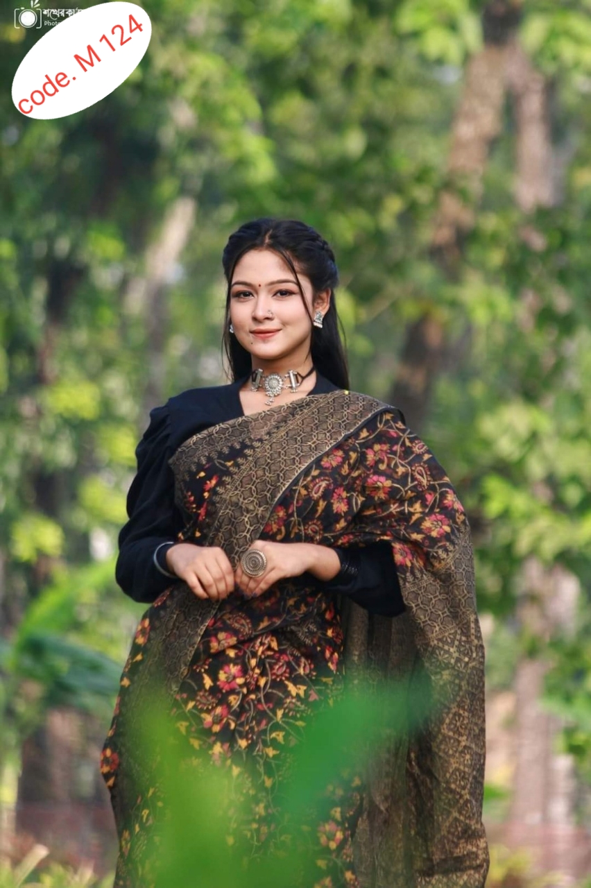 Soft silk sharee code. M 124