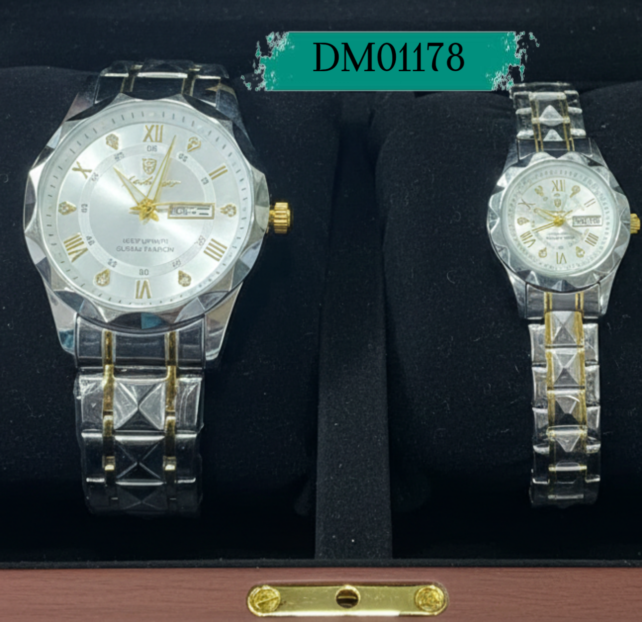 Poedagar Luxury Couple Watch (Water Resistant)  Code.DM01178