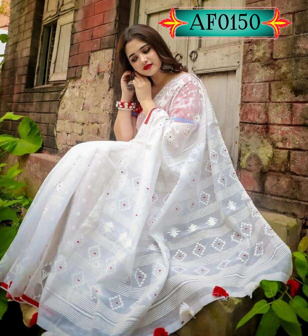 উন্নত মানের হাফ সিল্ক শাড়ি  শাড়িতে স্কিন প্রিন্টের কাজ করা  Code. AF0150