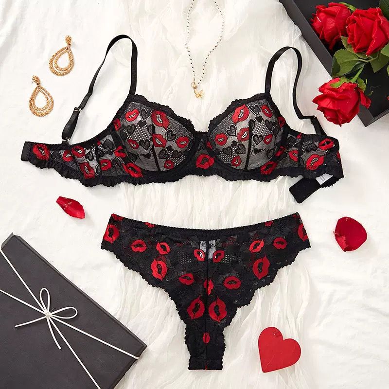 Romantic Lip Print Bra & Panty Set